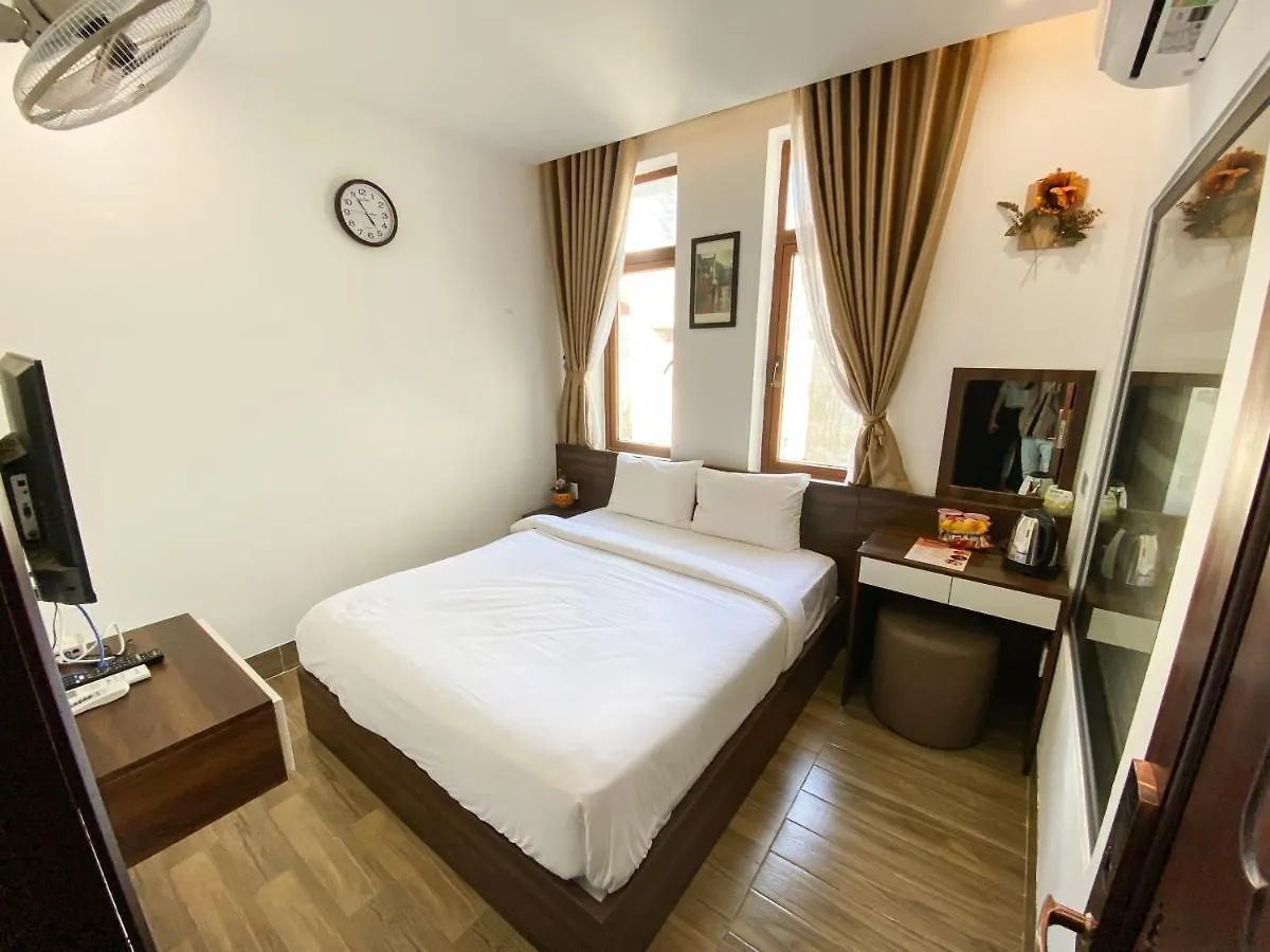 Nguyen Huong Hotel Da Nang Vietnam