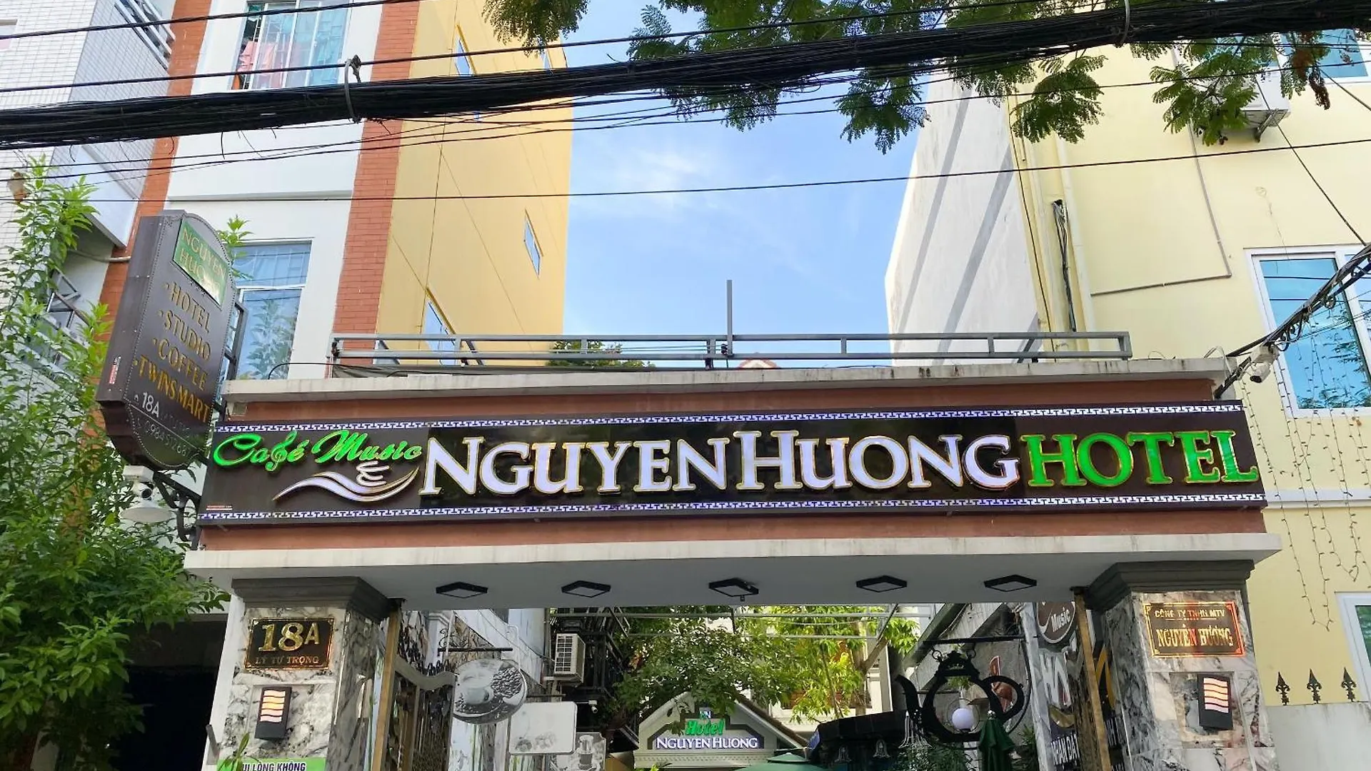 Nguyen Huong Hotel Da Nang Vietnam